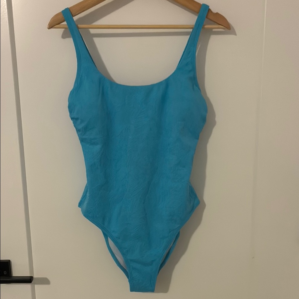 NWT CUPSHE turquoise One Piece Swimsuit size medium